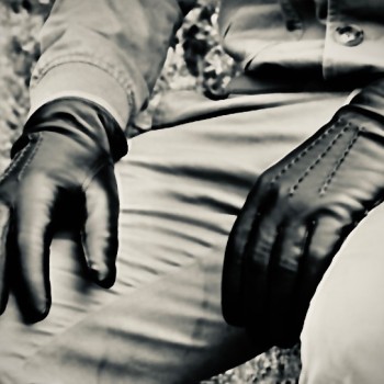 SmellMyGlove